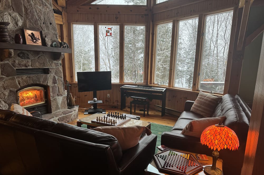 Photo of Bedroom in Algoma District