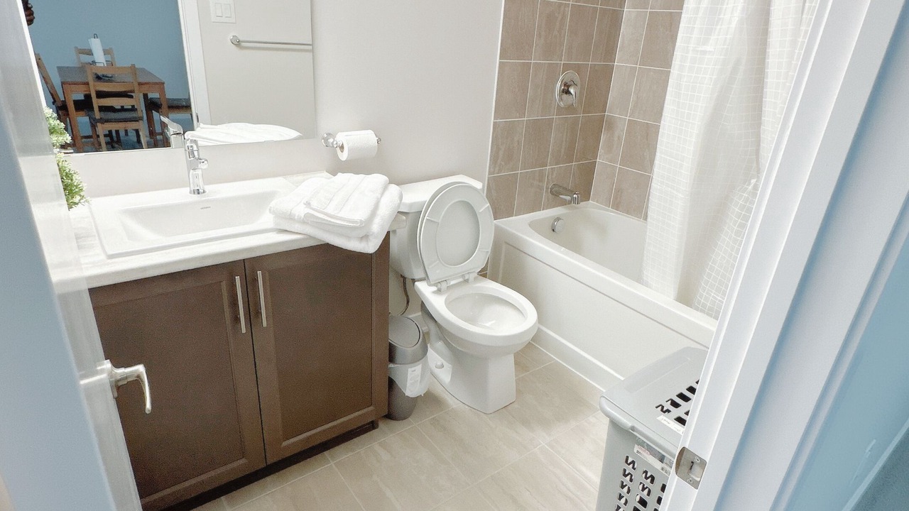Photo of Bathroom in Munster Hamlet - Richmond