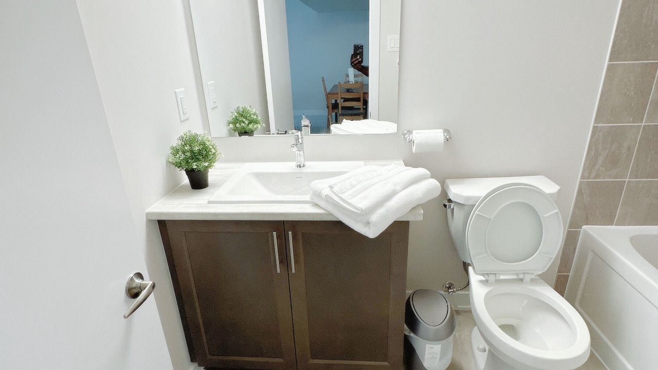 Photo of Bathroom in Munster Hamlet - Richmond