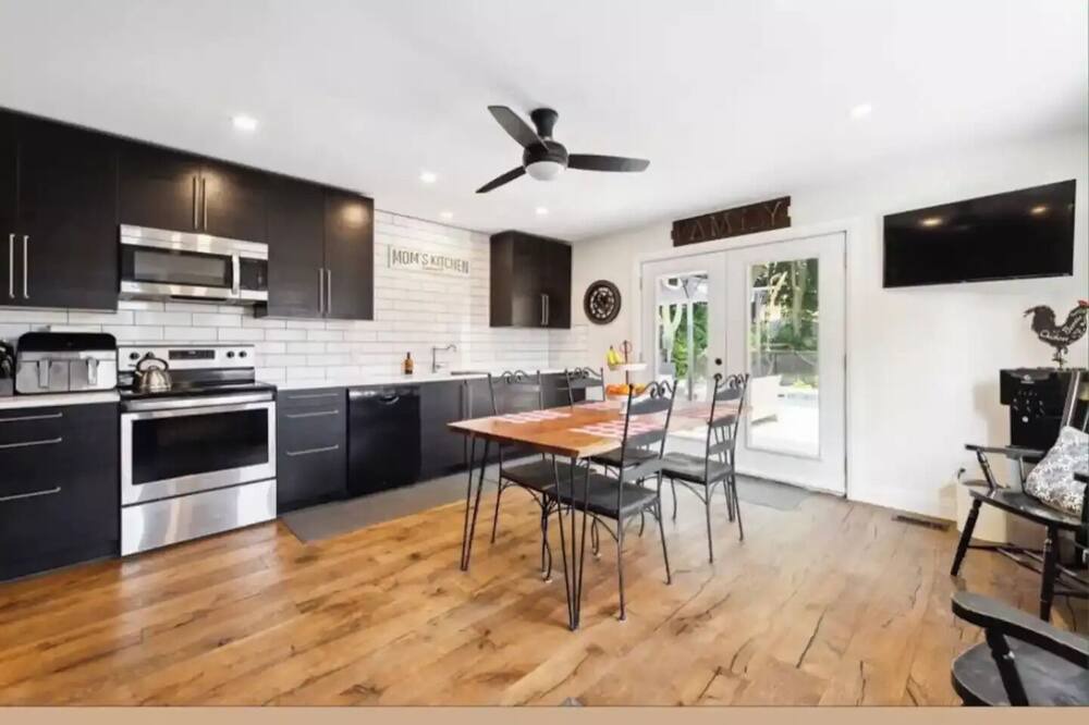 Photo of Kitchen in Lakefield