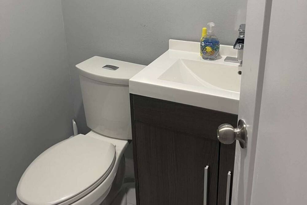 Photo of Bathroom in Courtice