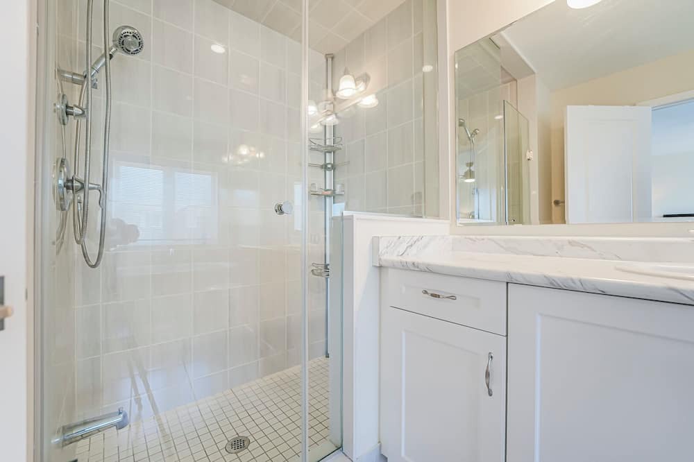 Photo of Bathroom in Alderwood