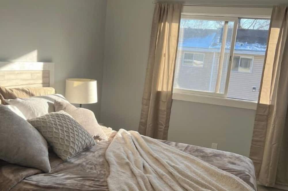 Photo of Bedroom in Shakopee