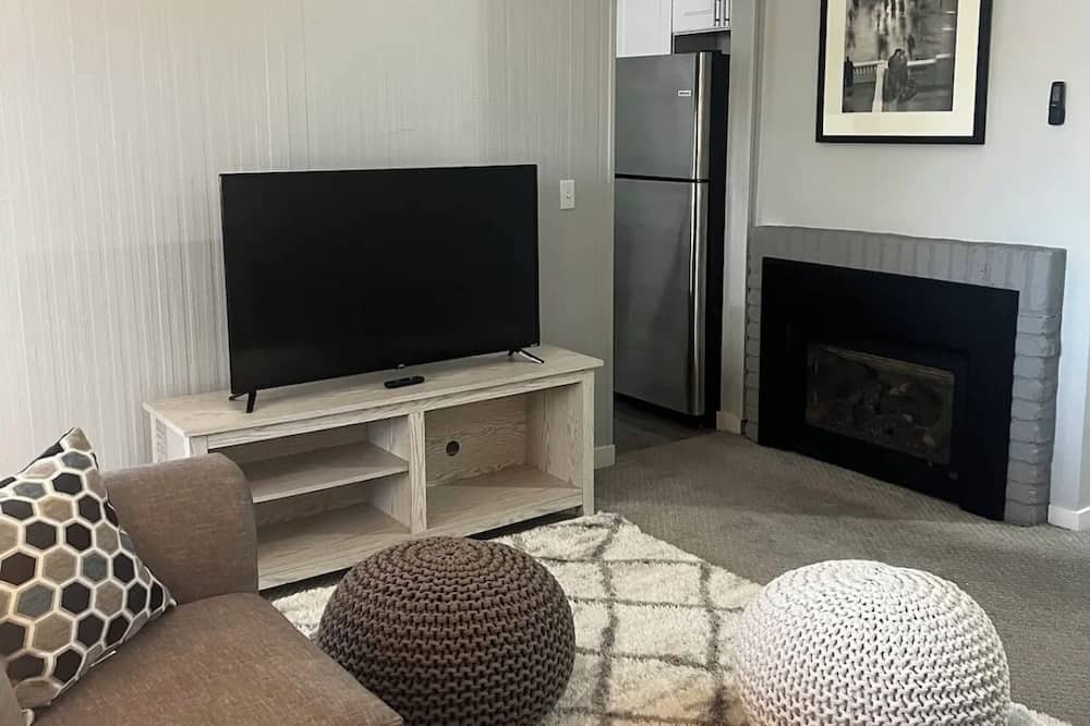 Photo of Livingroom in Shakopee