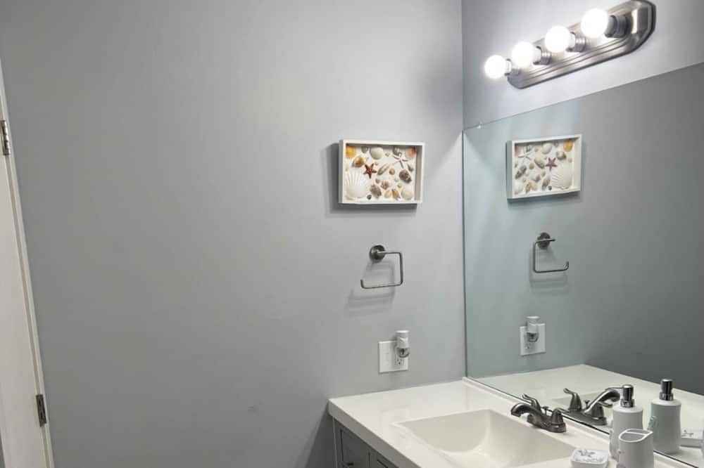 Photo of Bathroom in Shakopee