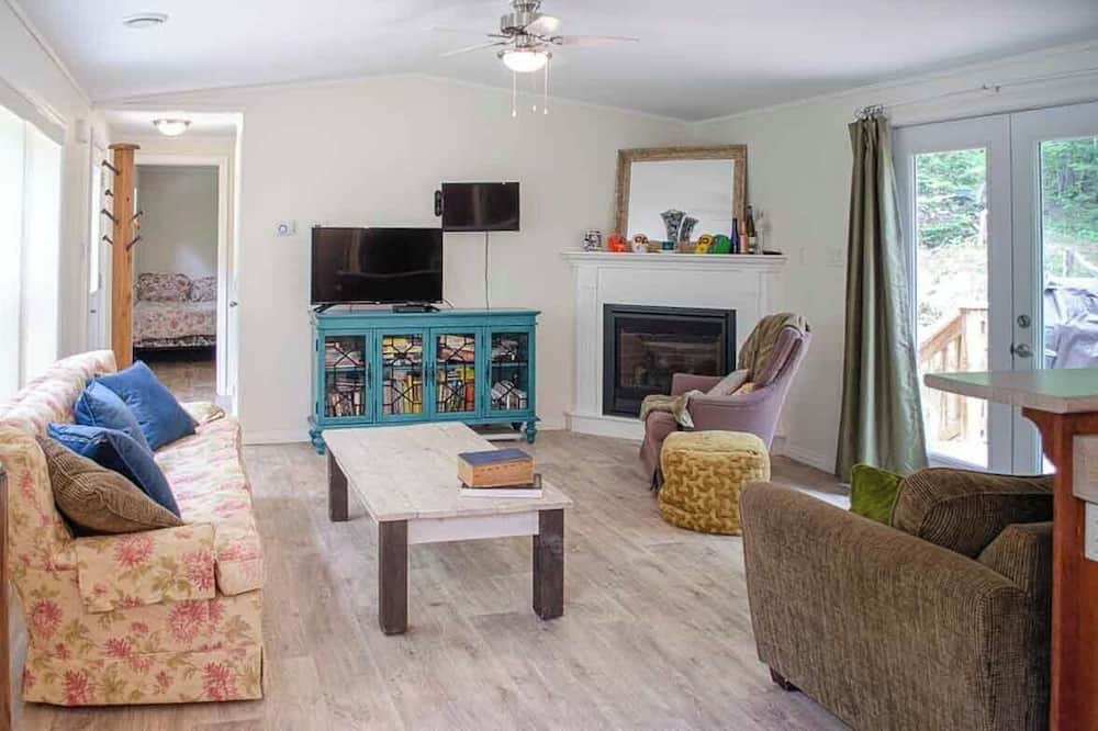 Photo of Bedroom in Faraday