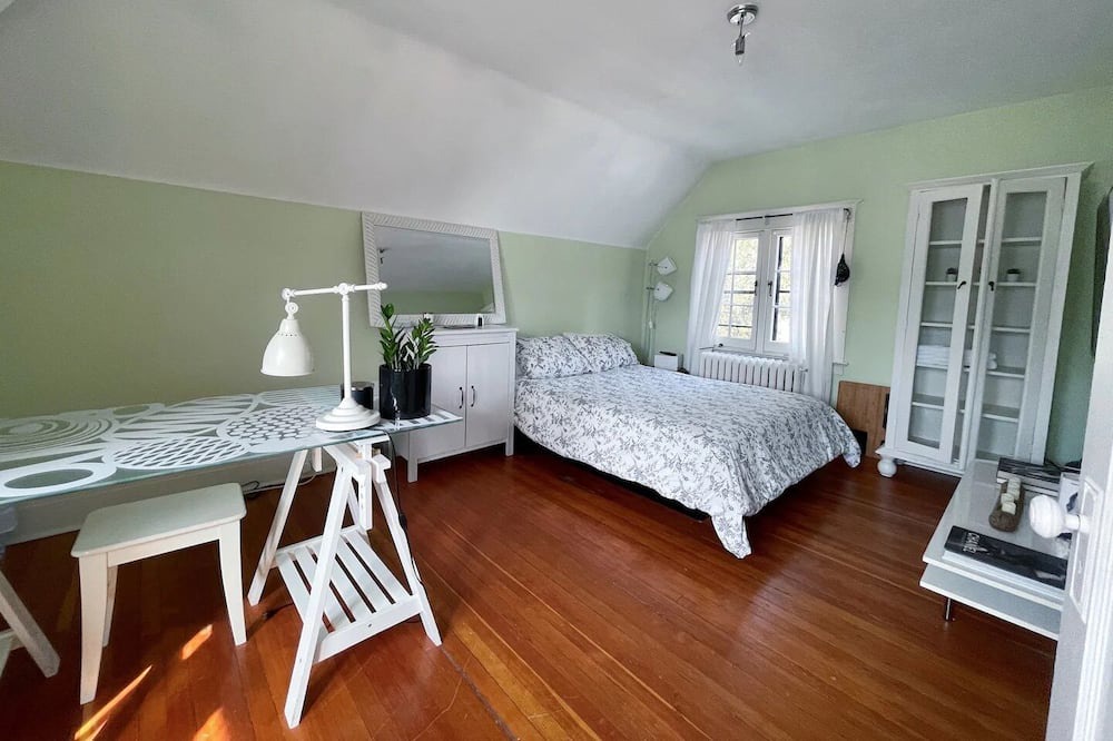 Photo of Bedroom in Midtown Toronto