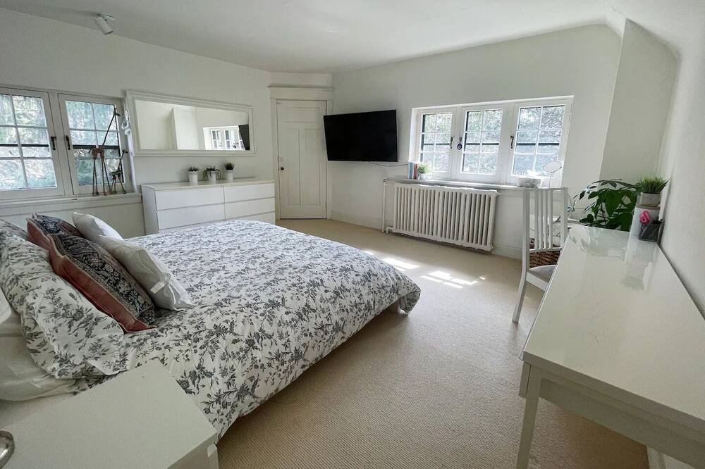 Photo of Bedroom in Midtown Toronto