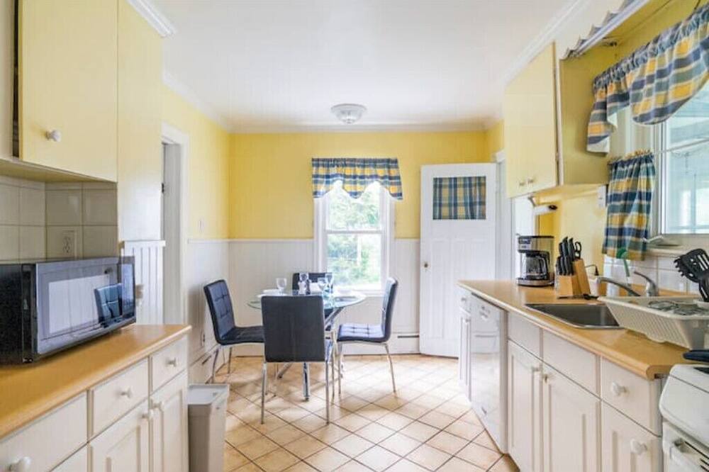 Photo of Kitchen in Mineola