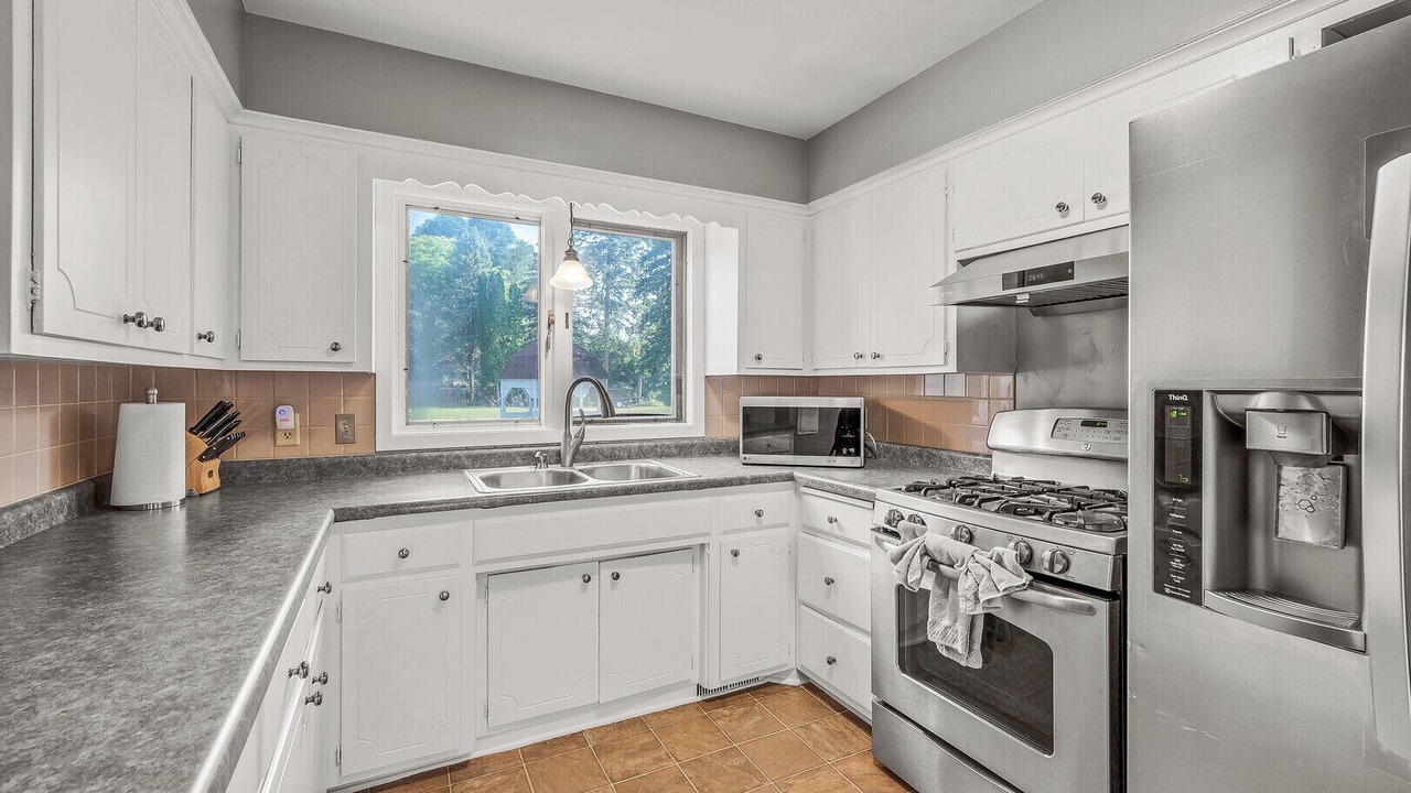 Photo of Kitchen in Maplewood