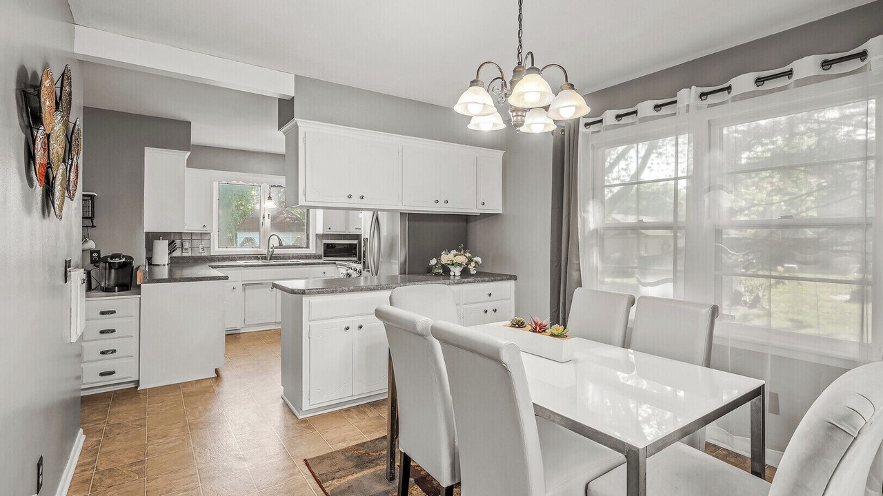 Photo of Kitchen in Maplewood