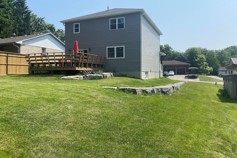 Photo of Outdoor in Belmont