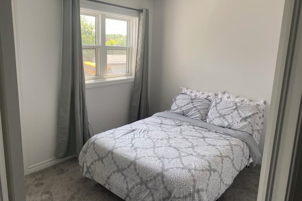 Photo of Bedroom in Belmont