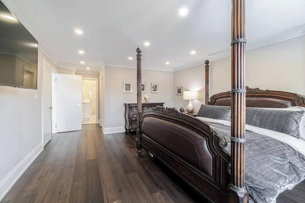 Photo of Bedroom in Meadowvale Village