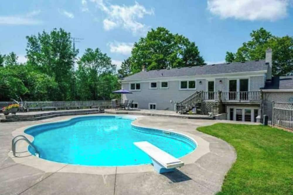 Photo of Outdoor in Otonabee-South Monaghan