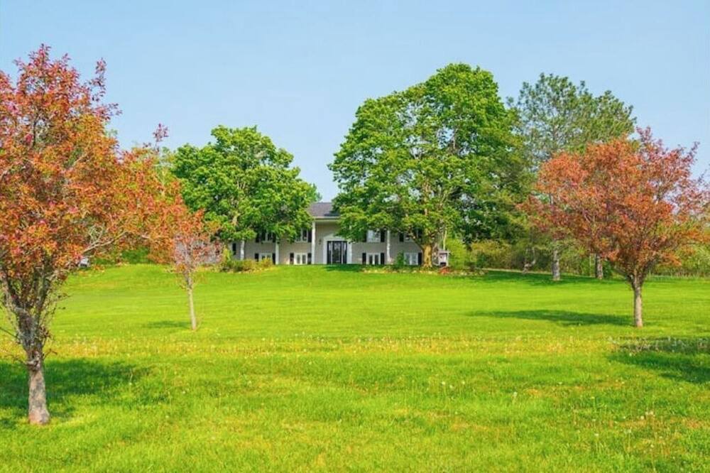 Photo of Outdoor in Otonabee-South Monaghan