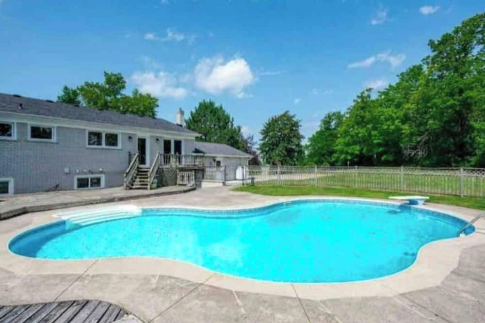 Photo of Outdoor in Otonabee-South Monaghan