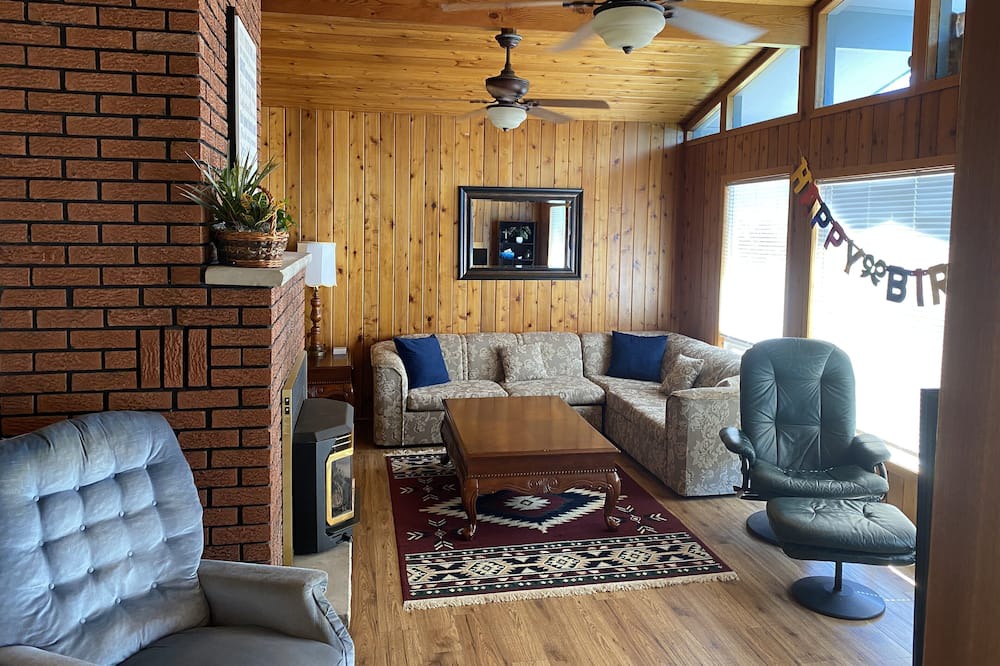 Photo of Livingroom in Balm Beach