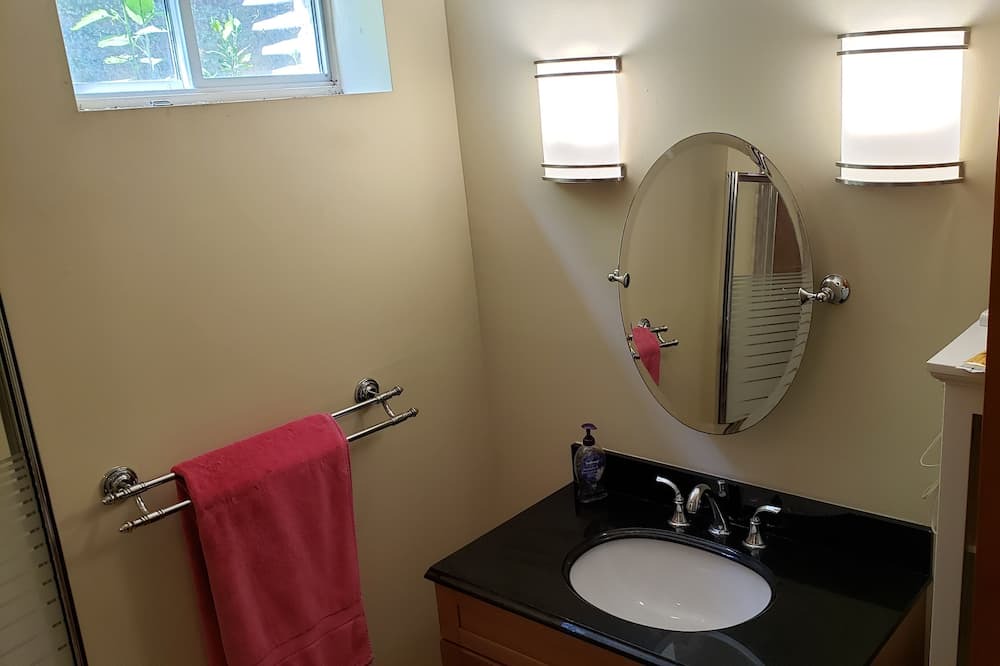 Photo of Bathroom in Hamilton