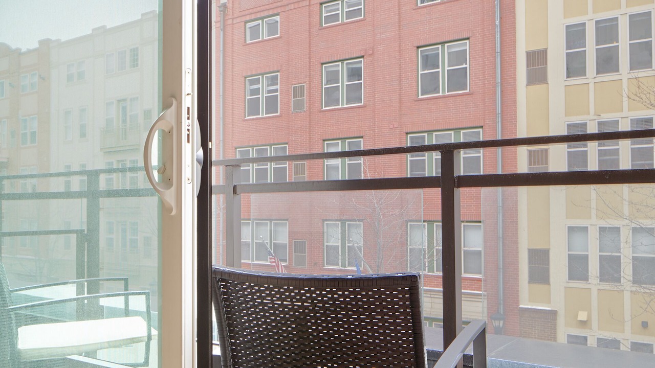 Photo of Outdoor in Uptown
