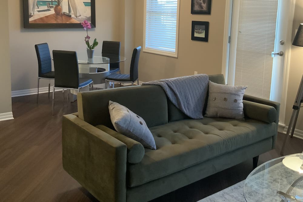 Photo of Livingroom in Goderich