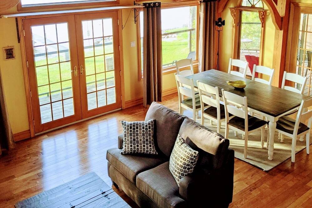 Photo of Livingroom in Tay