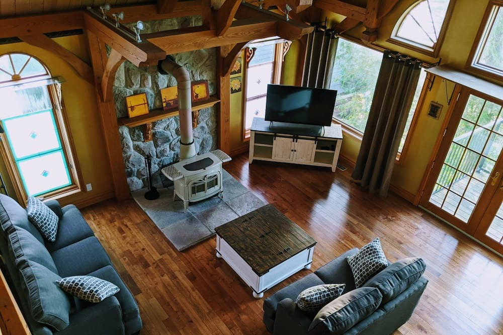 Photo of Livingroom in Tay