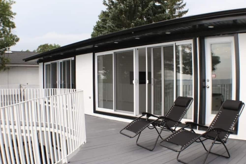 Photo of Patio Balcony in Wainfleet