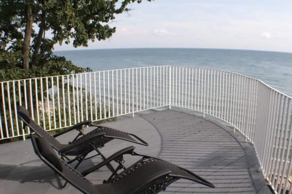 Photo of Patio Balcony in Wainfleet