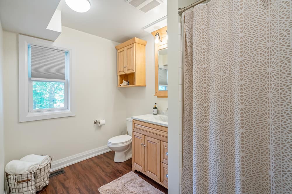 Photo of Bathroom in Wainfleet