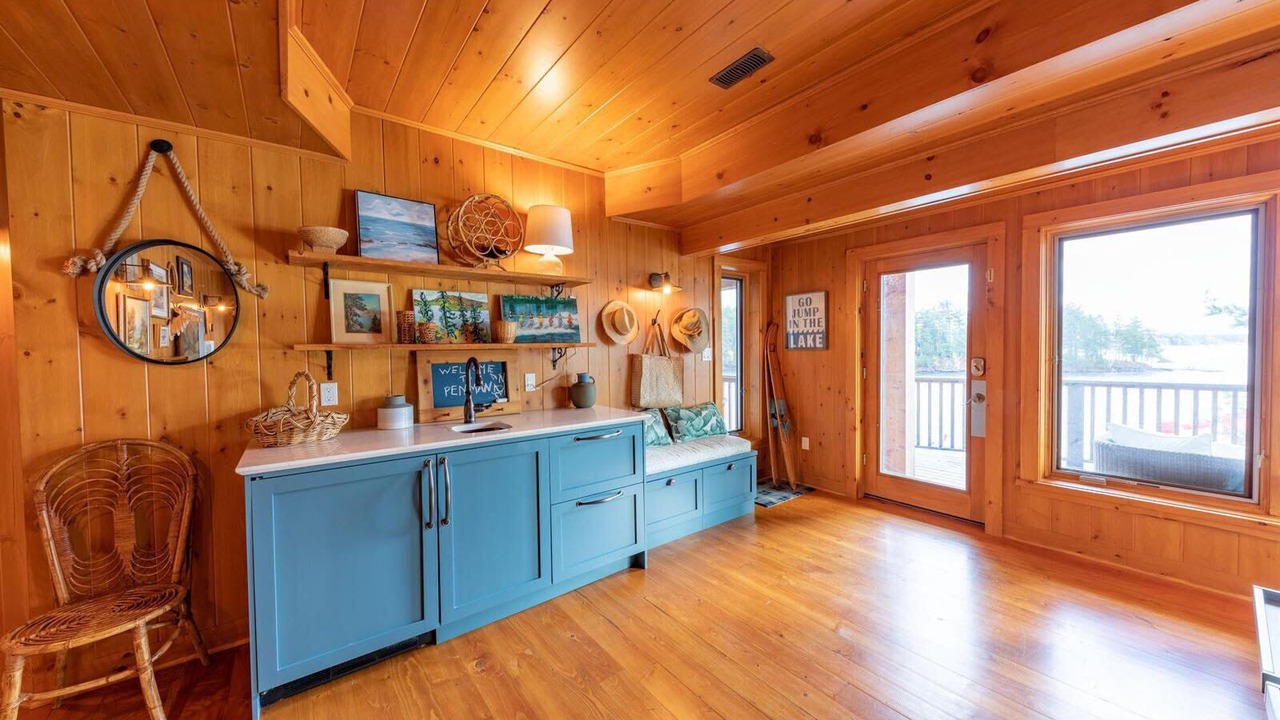 Photo of Kitchen in Muskoka Lakes