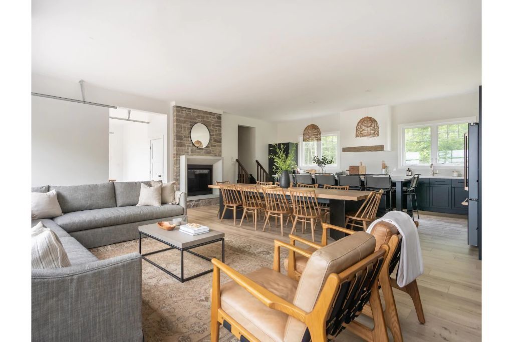 Photo of Livingroom in Georgian Bay