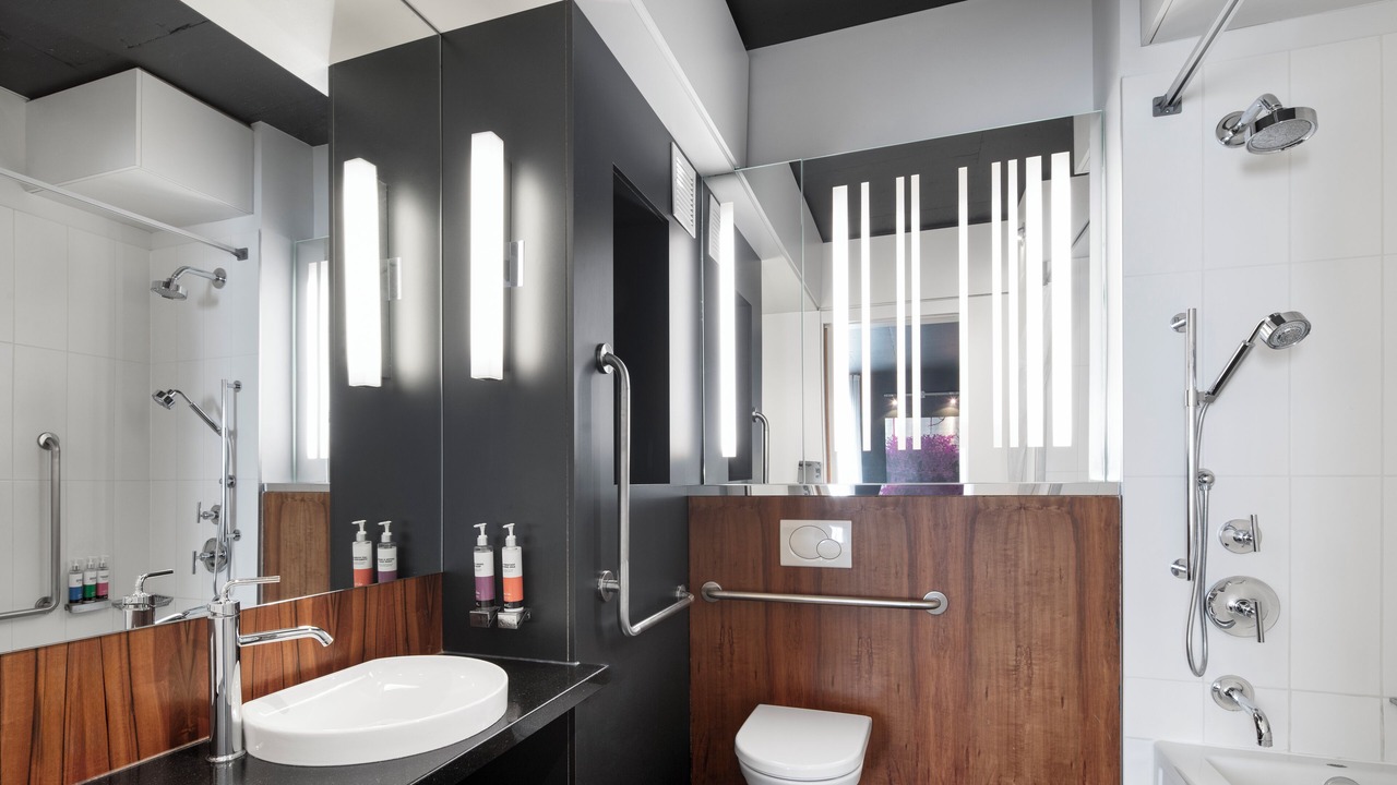 Photo of Bathroom in Northeast Mississauga