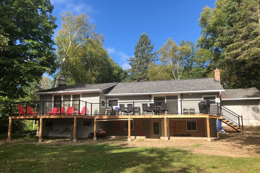 Photo of Outdoor in Harcourt