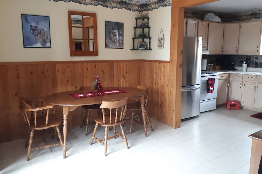Photo of Kitchen in Marmora and Lake