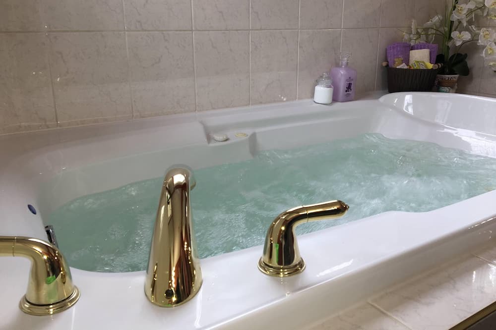 Photo of Bathroom in Balm Beach