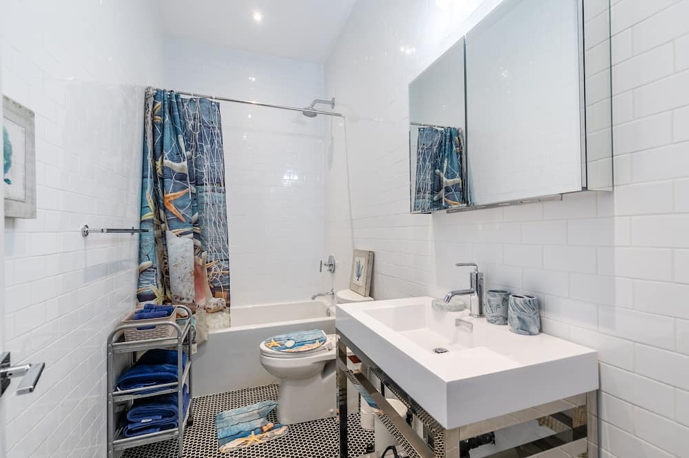 Photo of Bathroom in Kirkendall North