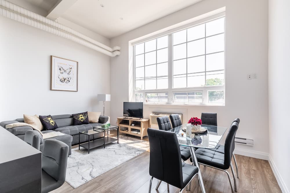 Photo of Livingroom in Kirkendall North