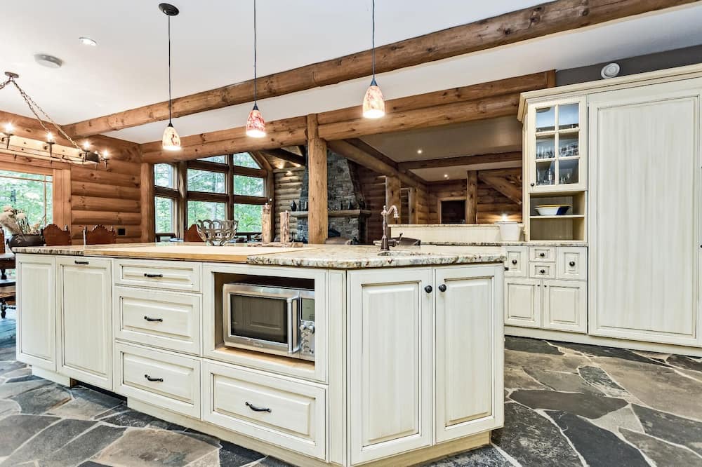 Photo of Kitchen in North Frontenac