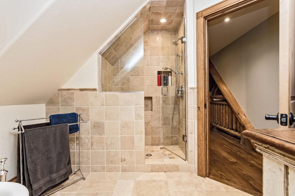 Photo of Bathroom in North Frontenac
