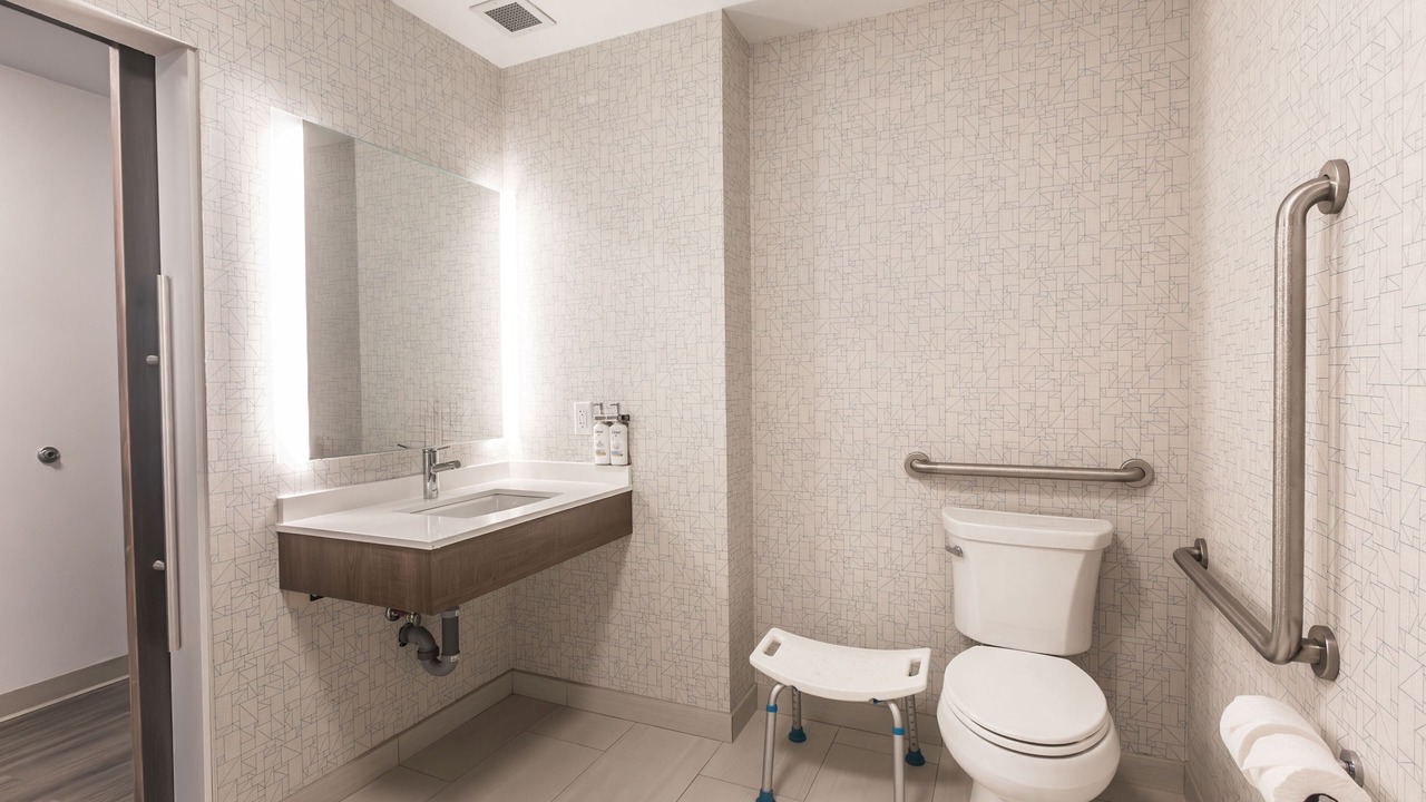 Photo of Bathroom in Welland