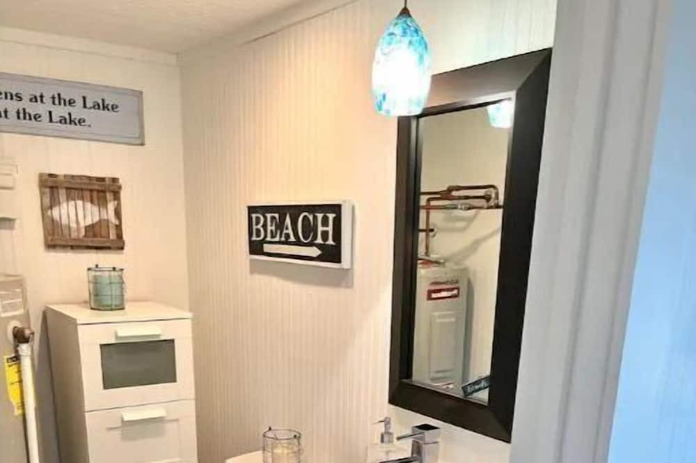 Photo of Bathroom in Richville