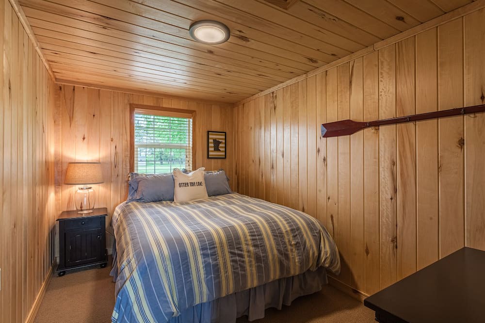 Photo of Bedroom in Richville