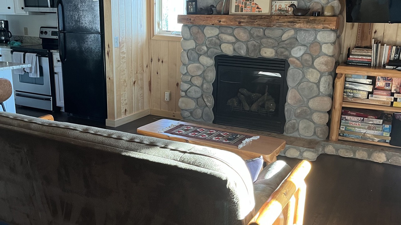 Photo of Livingroom in Motley