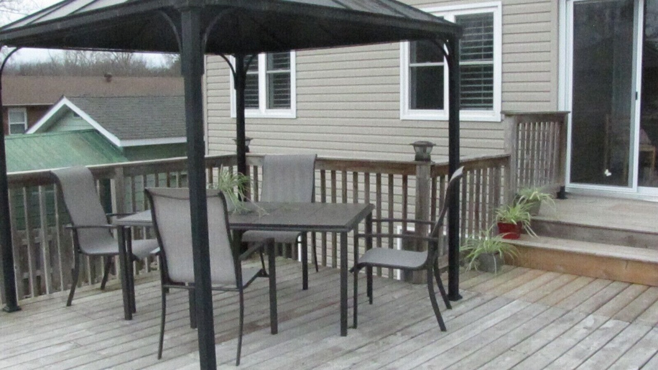 Photo of Patio Balcony in Bobcaygeon