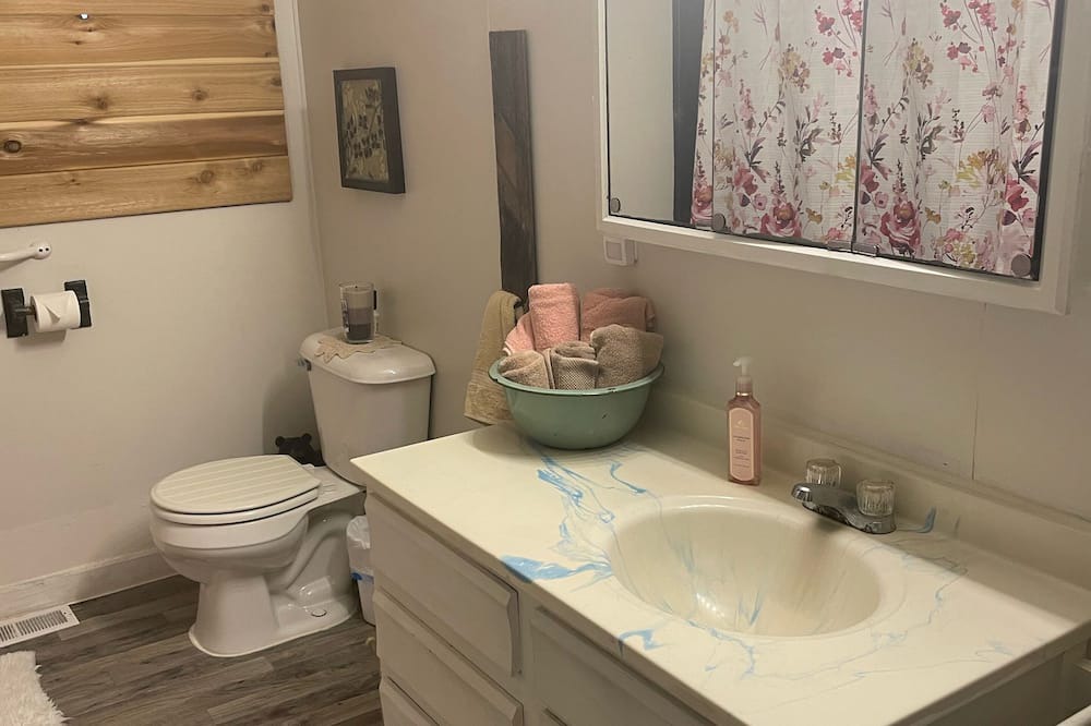 Photo of Bathroom in International Falls
