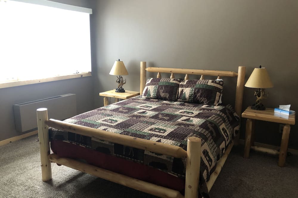 Photo of Bedroom in Hill City