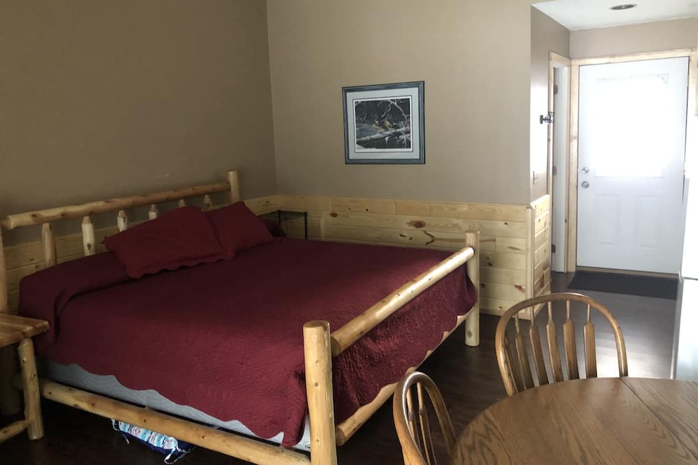 Photo of Bedroom in Hill City