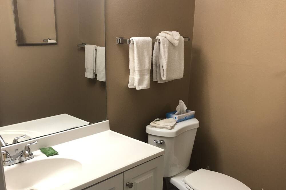 Photo of Bathroom in Hill City