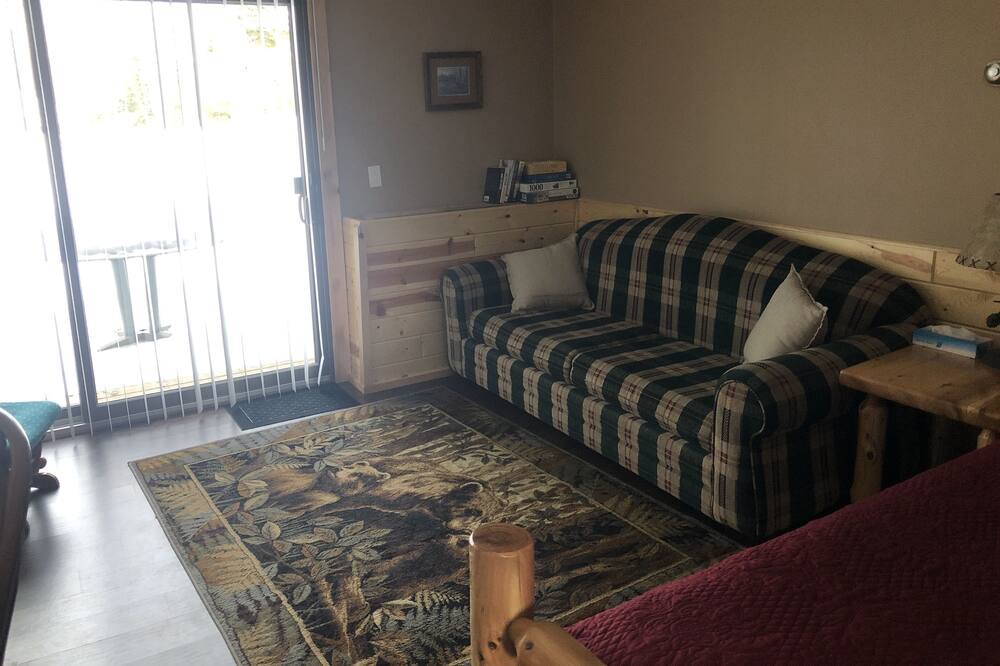 Photo of Livingroom in Hill City